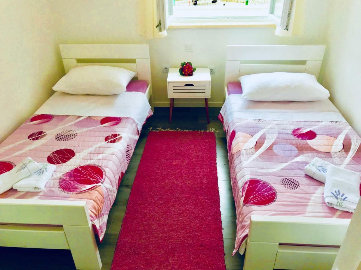 Holiday Home Marina Sevid Ngoại thất bức ảnh